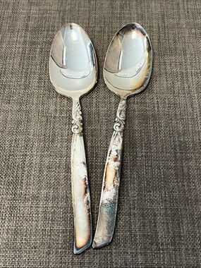 Oneida Silver Plated Ornate Soup Spoons - Set of 2